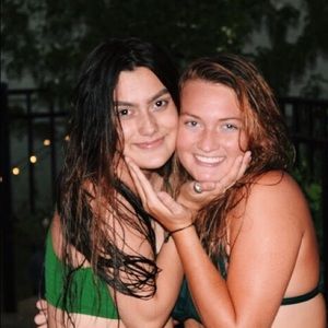 Meet your Posher, Abby